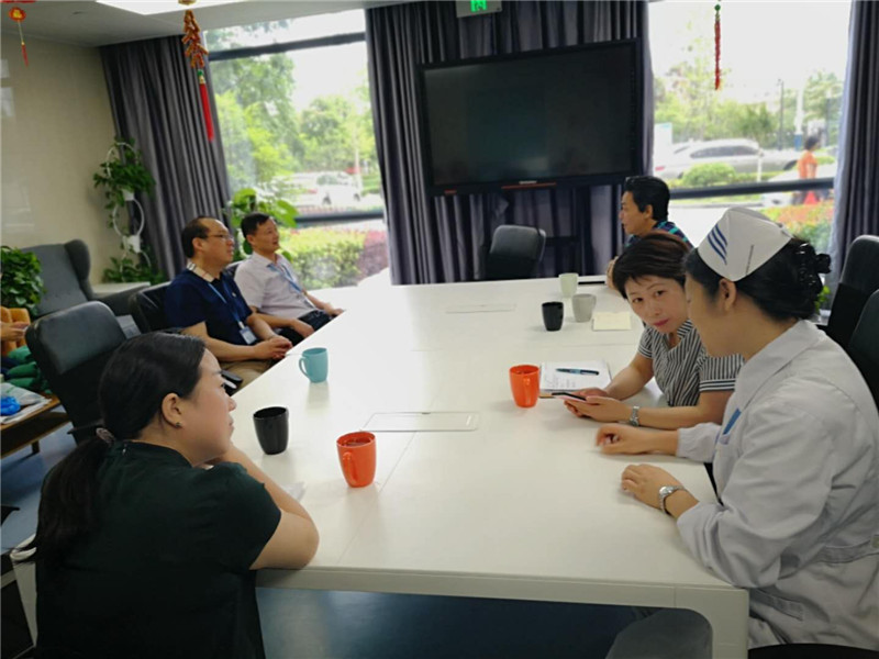 1562049411119417.jpg 区人民医院至溧阳市人民医院参观调研集中消毒供应.jpg