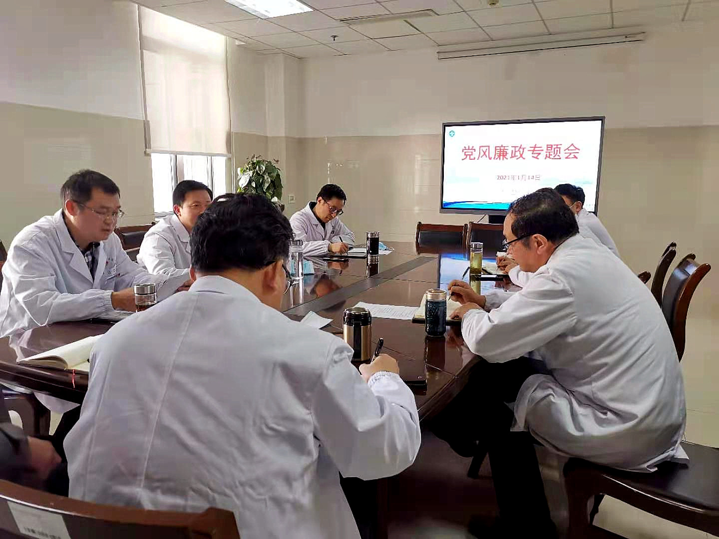 南京市规划局溧水分局领导实地走访调研区人民医院 全力推进第三幢综合病房楼建设